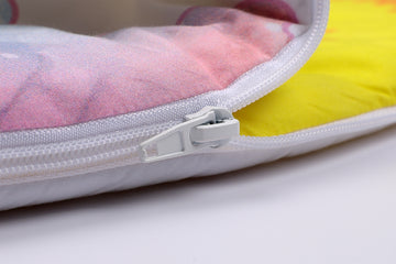 Reißverschluss und gelbes Innenfutter des Baby♡Suprise® Dream Eiora Pingu Schlafsacks