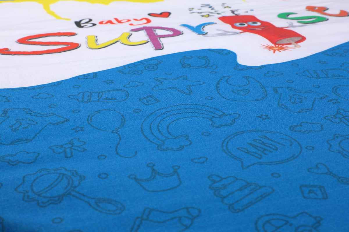 Nahaufnahme des feinen Baby-Symbolen auf dem Baby♡Suprise® Dream Wonder Blue Schlafsack